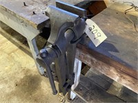 Leg vise