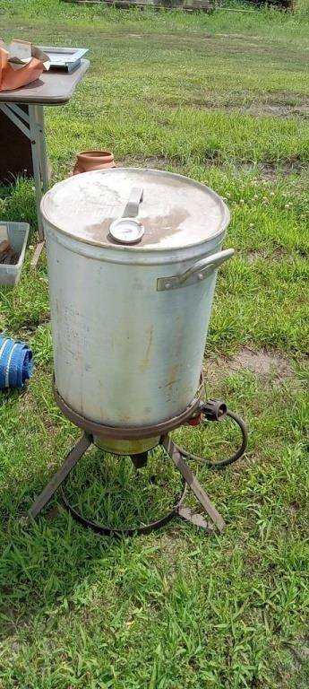 Turkey fryer