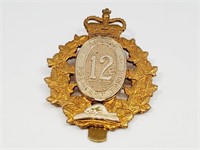 12e Regiment Blinde Canadian Cap Badge