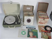 Vtg RCA Tube Phonograph & 45RPM Records