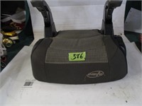 Evenlow car booster seat Good cond.