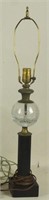 PAIR OF LAMPS WITH GLASS GLOBES