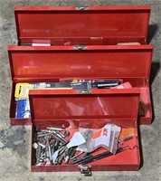 (D) Husky tool boxes , with Wire Cutters ,