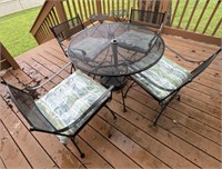 WROUGHT IRON PATIO SET: TABLE, 4 CHAIRS,