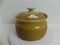 NORTHWIND STONEWARE POTTERY COVERED POT