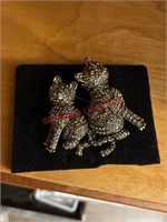 Heidi Dauss Cat Rhinestone Brooch (living room)