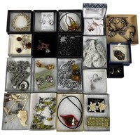 Assortment of Various Unsearched Jewelry