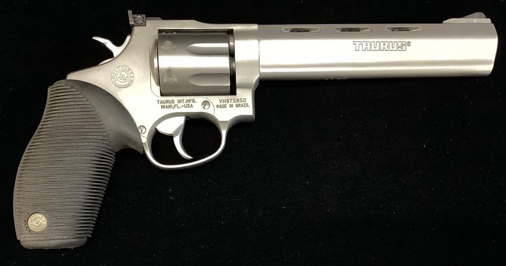 TAURUS TRACKER .22 cal 7 SHOT REVOLVER 6’’