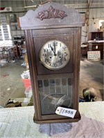 Wood case wall clock