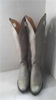 Size 5.5 AA cowboy boots