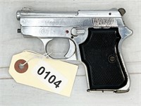 EIG Titan 25ca pistol, s#A12218 - background