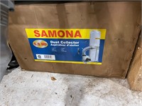 Samona dust collector with extra hose