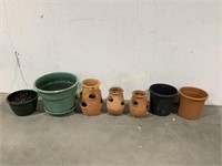 (7) Ceramic & Plastic Planters