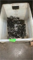 Plastic container of saw chain