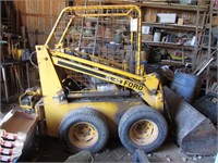 Ford CL-40 Gas Skid Steer (runs & operates)