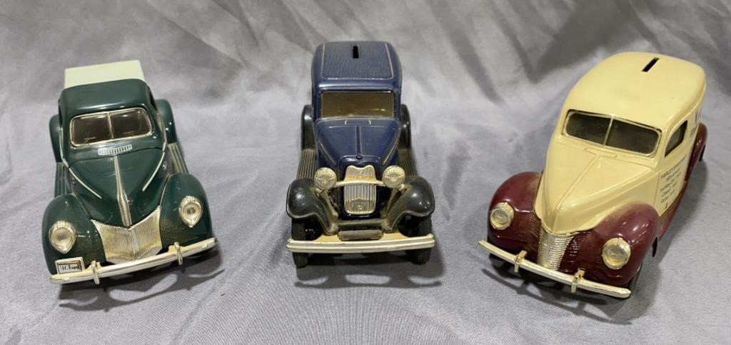 Vtg Die Cast Metal Truck Coin banks