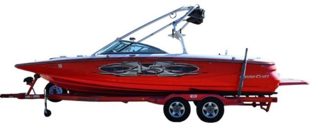 2005 MasterCraft X45 Ski Boat