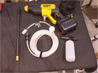 DeWalt 20V 550psi power cleaner