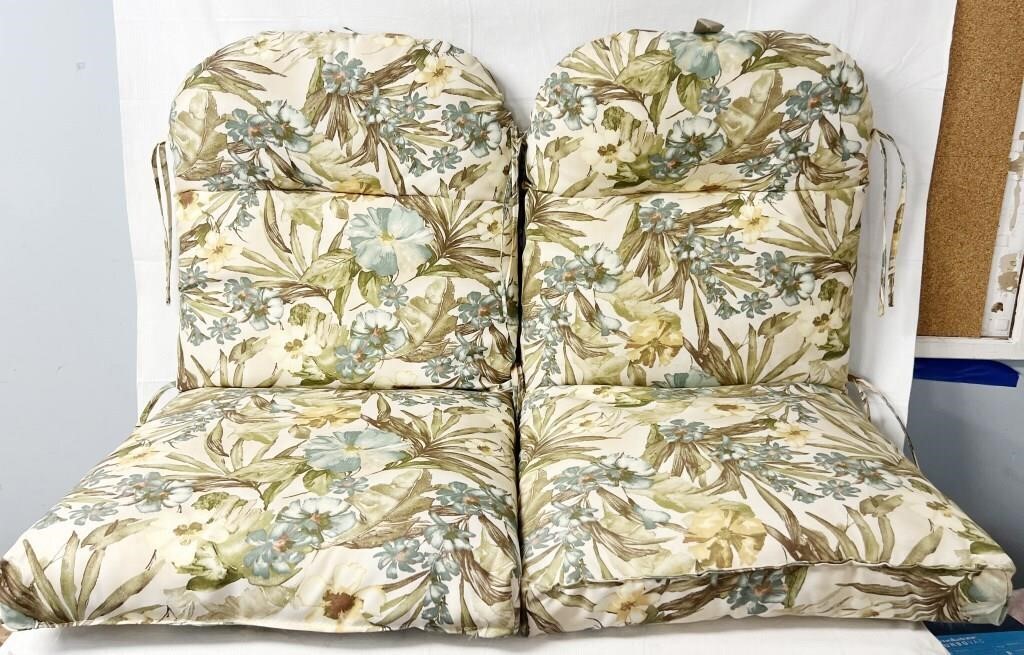 Pair of Patio Chair Cushions Floral