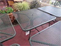 48" X 48" OUTDOOR TABLE