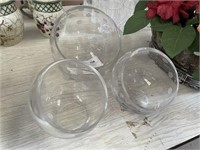 Set of 3 Glass Bowls