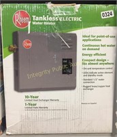 Rheem RTE-18 Tankless Water Heater $498 Retail
