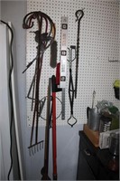 Hooks, Tools and More