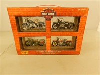 Harley Davidson 1/18 die cast metal motorcycles