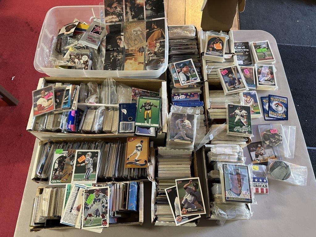 ASSORTMENT OF COLLECTORS CARDS INCLUDING MOVIES,