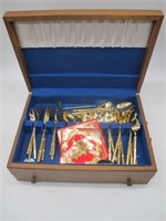 SIAM GOLD STAINLESS SET COMPLETE IN BOX