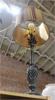PINEAPPLE DECOR LAMP WITH SHADE