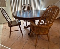 Wood Dining Table w Leaf & 4 Chairs