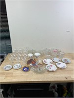 Lot of glass and porcelain