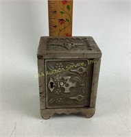 Still cast iron bank safe