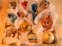 Vintage Ornaments Box Lot 1