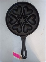 Cast iron heart and star muffin pan 8.5"
