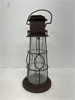 Outdoor lantern