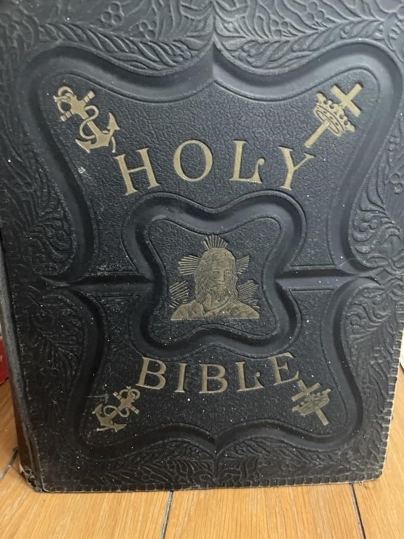 Vintage Holy Bible late 1800s  pictorial self