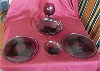 5pc purple/mauve glass decor - 2 platters, 1 big