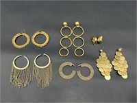 6- Pair Vintage Jewelry  Gold Tone Earrings