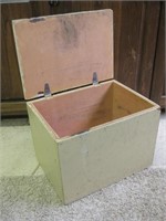 15.5"x 11.5"x 11" Vintage Wood Hinged Box