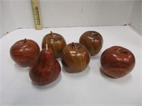 6 Wood colored fruit