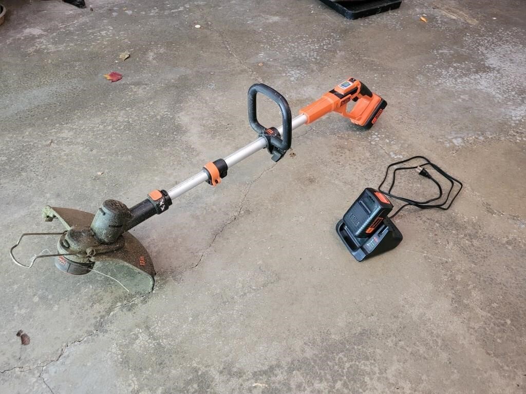 Black & Decker String Trimmer with Battery & Charg