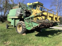 4400 John Deere Combine Offsite item