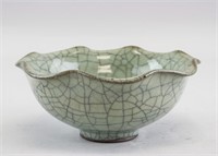 Chinese Song Guanyao Style Crackle Porcelain Bowl