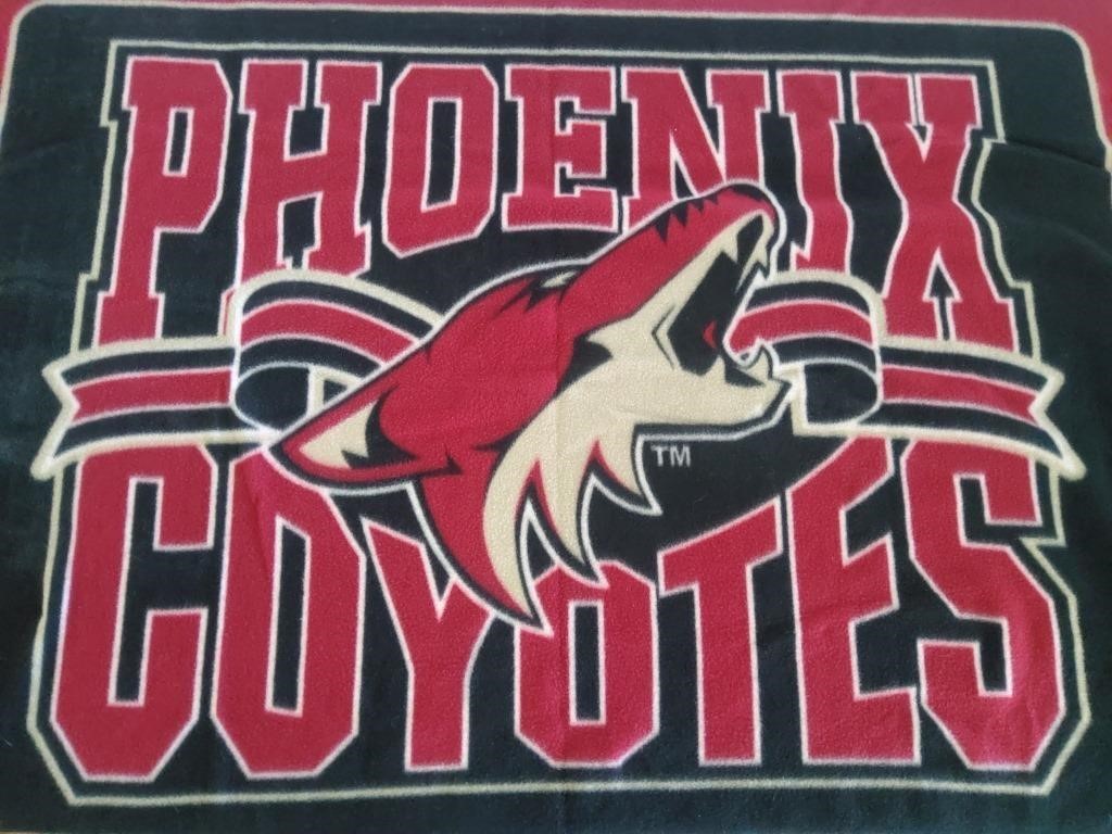 Phoenix Coyote Blanket 42in X 55in