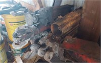 HYDRAULIC CYLINDERS AND CONTENTS OF SHELF