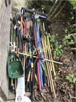 Large Lot of Garden Tools!! Don’t Miss Out!