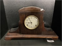 Antique Seth Thomas Mantle Clock.