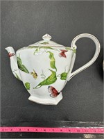 Godinger Butterfly teapot and saucers
